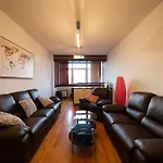 City&Sea View 2Br 4+2