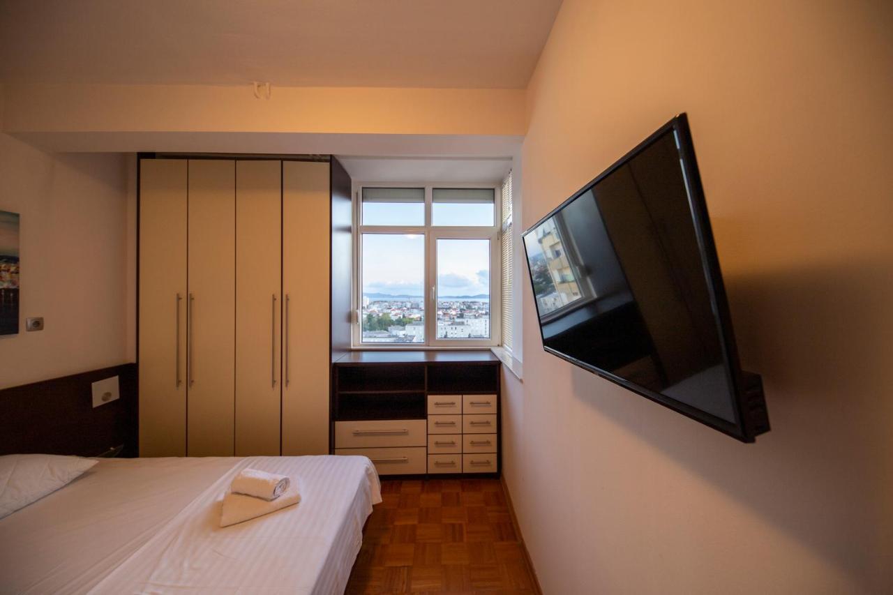 City&sea View 2br 4+2 *