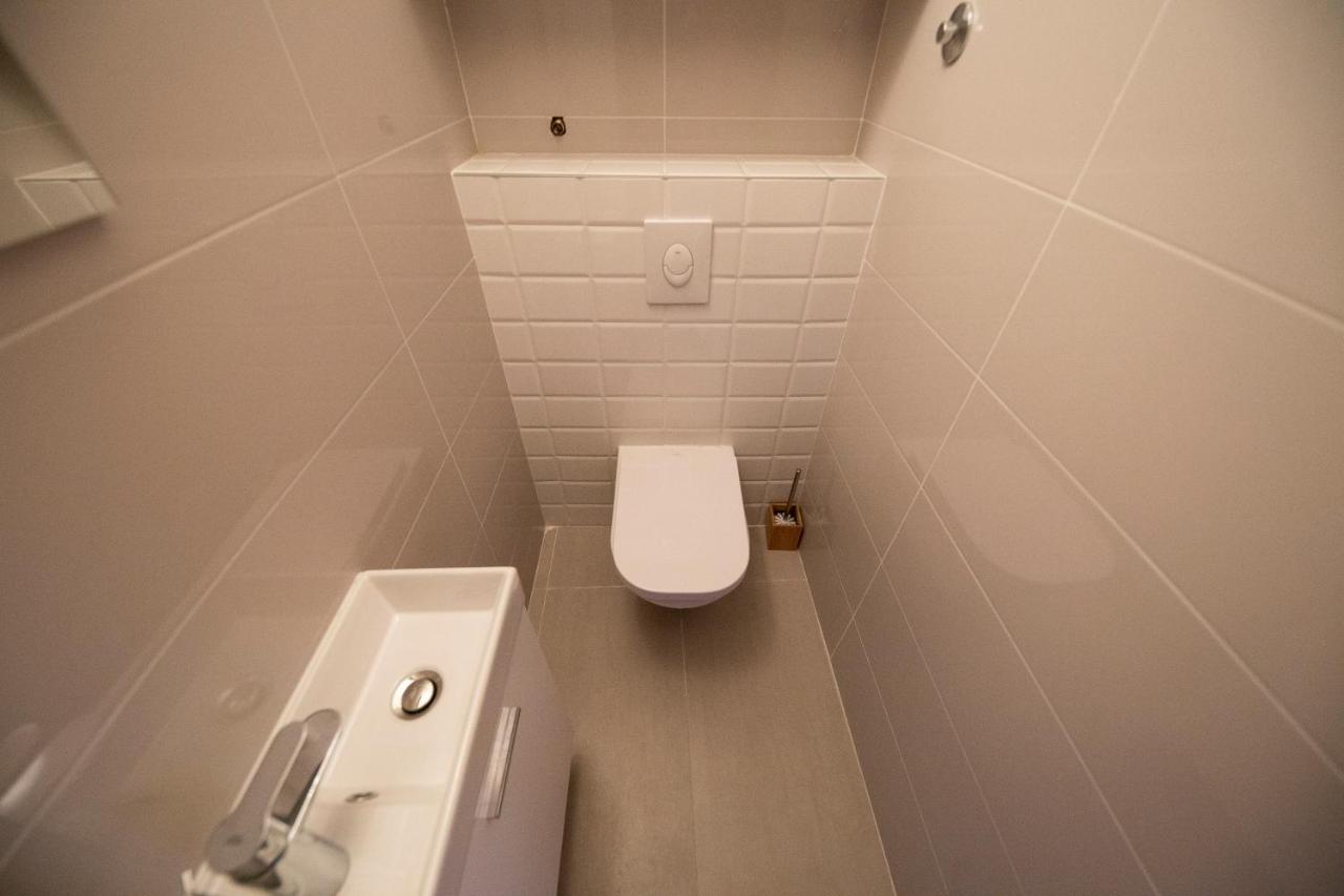 City&sea View 2br 4+2 Apartment
